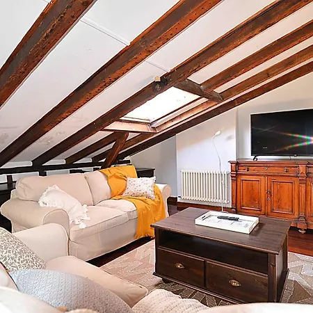Apartment La Mansarda By Just *
